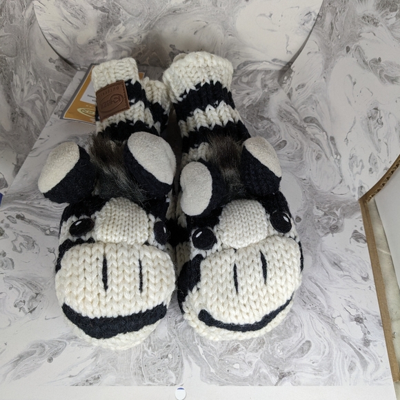 Kyber Zebra Child's Mittens, New with tags - Picture 8 of 10